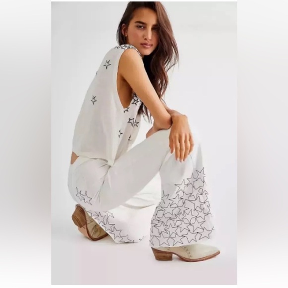 We The Free Denim - Free People Sandra Rhodes Just Float On Flare Jeans Printed Stars White